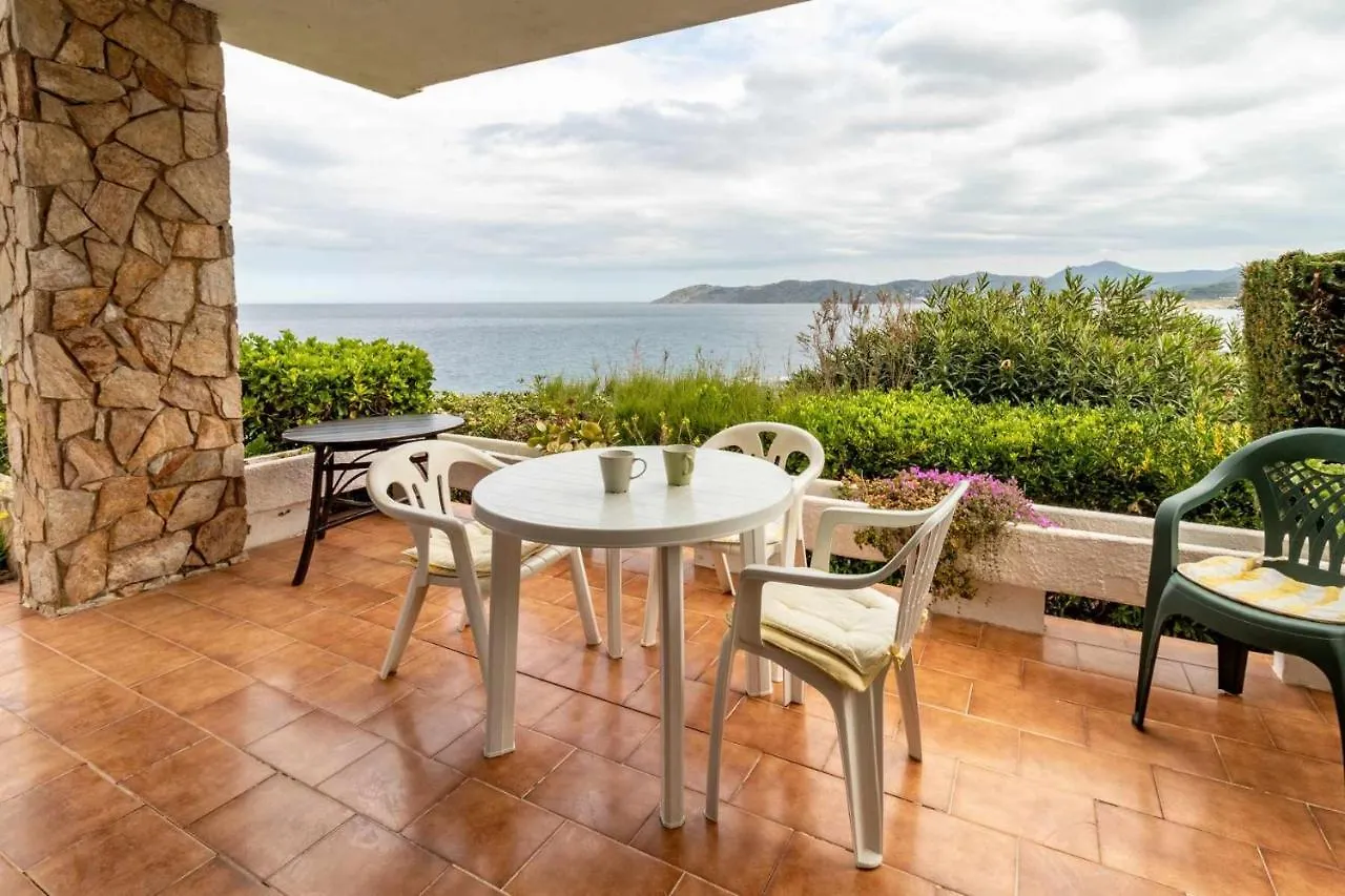 Carboneras 47 Apartamento En Primera Linea De Mar Llança 0*,