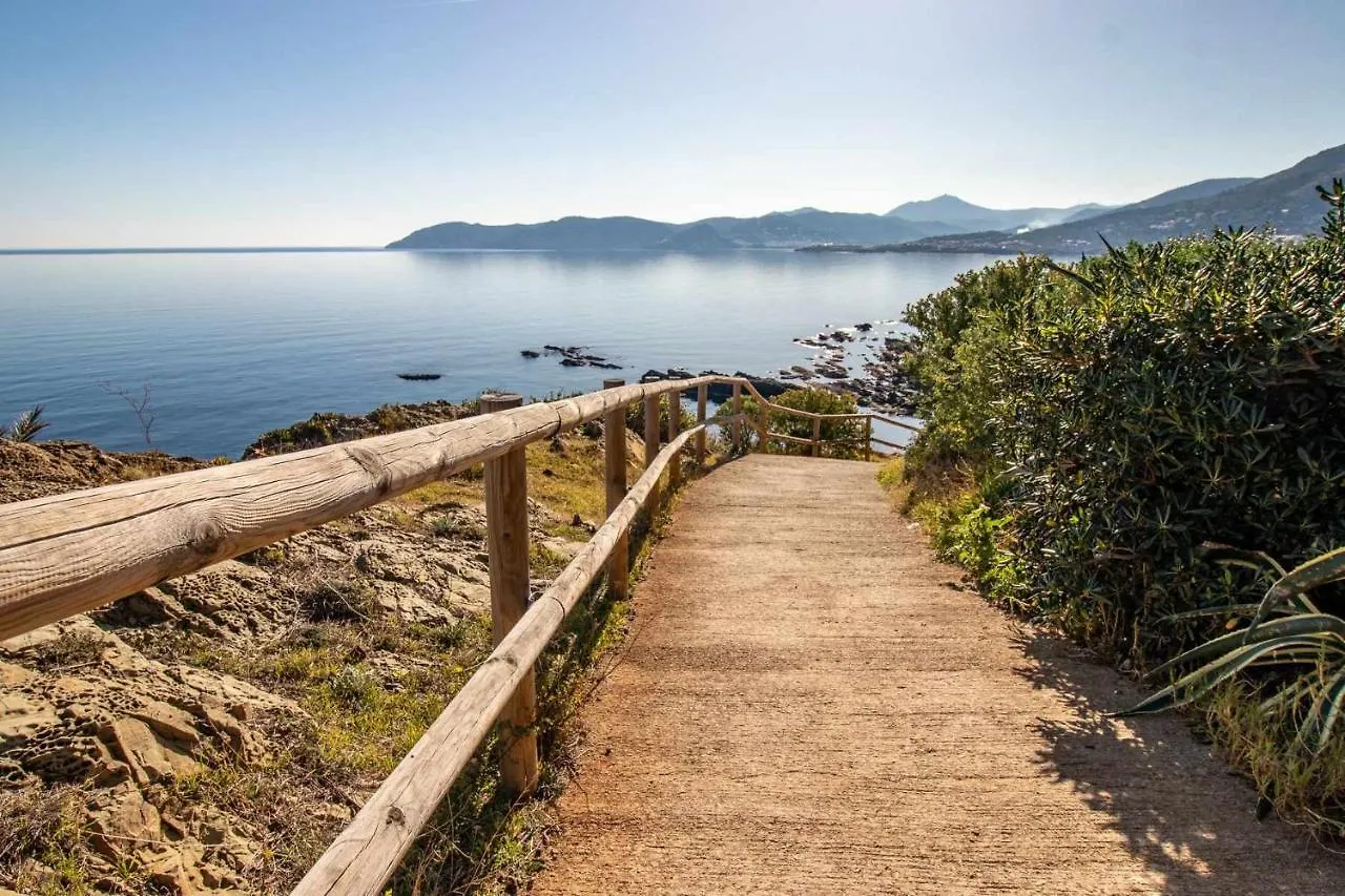 Carboneras 47 Apartamento En Primera Linea De Mar Llança Ισπανία